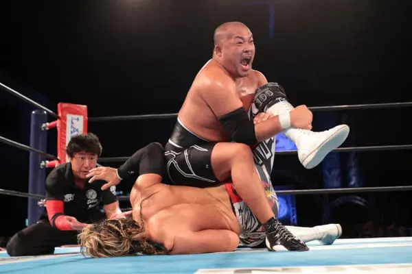 VoicesofWrestling.com - Tomohiro Ishii Hiroshi Tanahashi G1 Climax 27